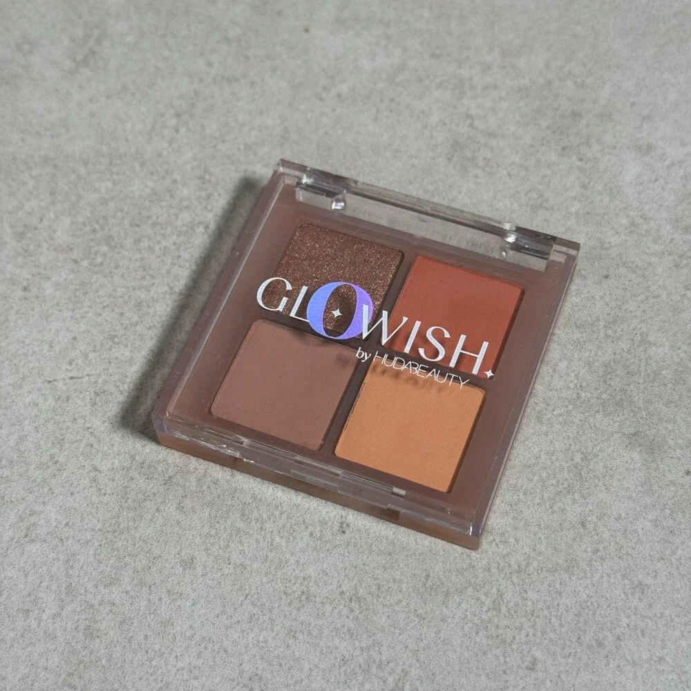 Glowish by Huda Beauty Mini Eyeshadow Palette Clay